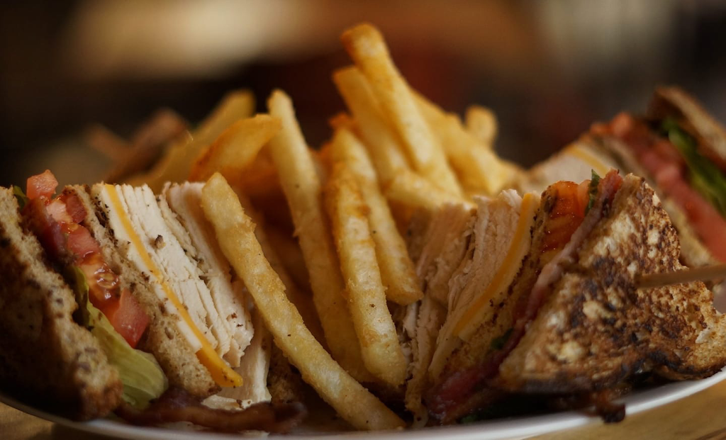 Wilmas Good Food | restaurant | 6515 Railroad St, Raytown, MO 64133, USA | 8169344090 OR +1 816-934-4090