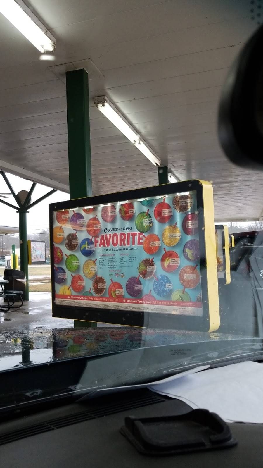 Sonic Drive-In | restaurant | 316 S Main St, Water Valley, MS 38965, USA | 6624733777 OR +1 662-473-3777