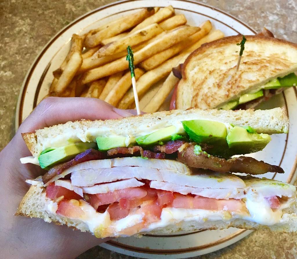 Cozy Diner | restaurant | 1695 Mangrove Ave, Chico, CA 95926, USA | 5308951195 OR +1 530-895-1195