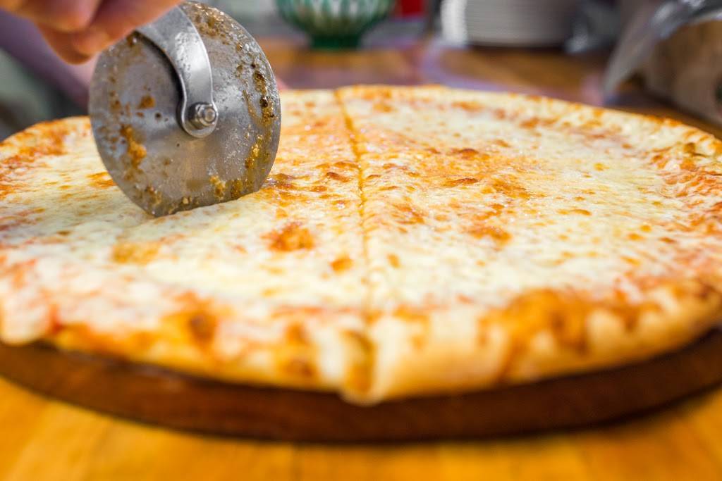 Bada Bing Pizzeria & Italian Cuisine | restaurant | 2925 Gulf Fwy S, League City, TX 77573, USA | 2813370819 OR +1 281-337-0819