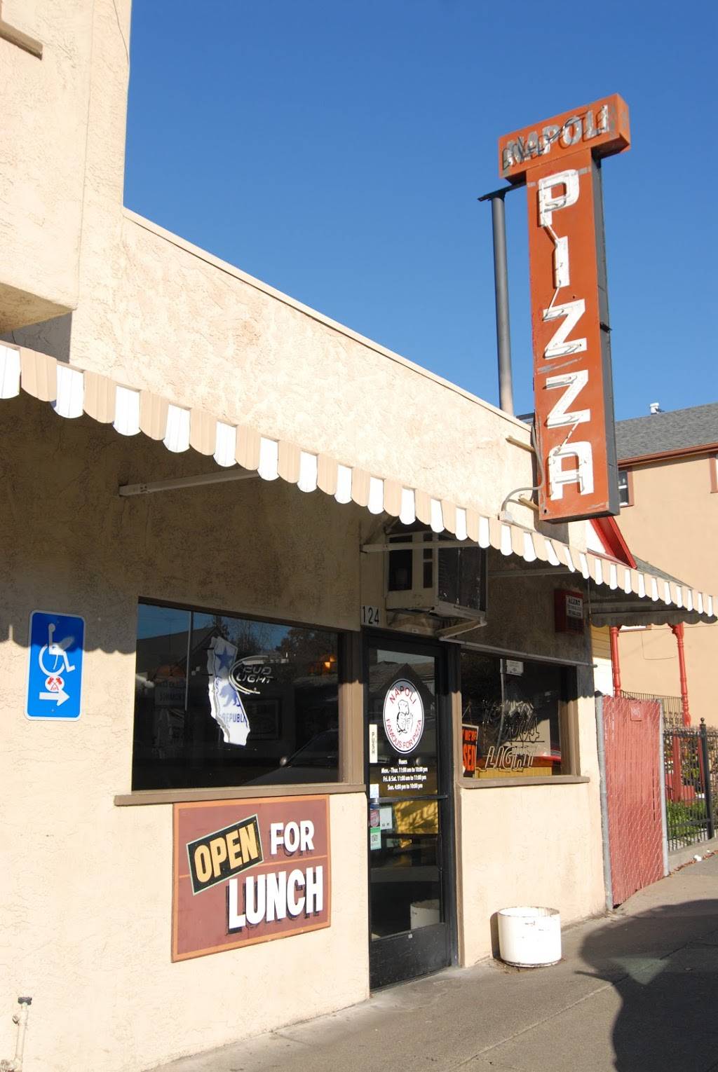 Napoli Pizzeria & Italian Food | restaurant | 124 Tennessee St, Vallejo, CA 94590, USA | 7076440981 OR +1 707-644-0981