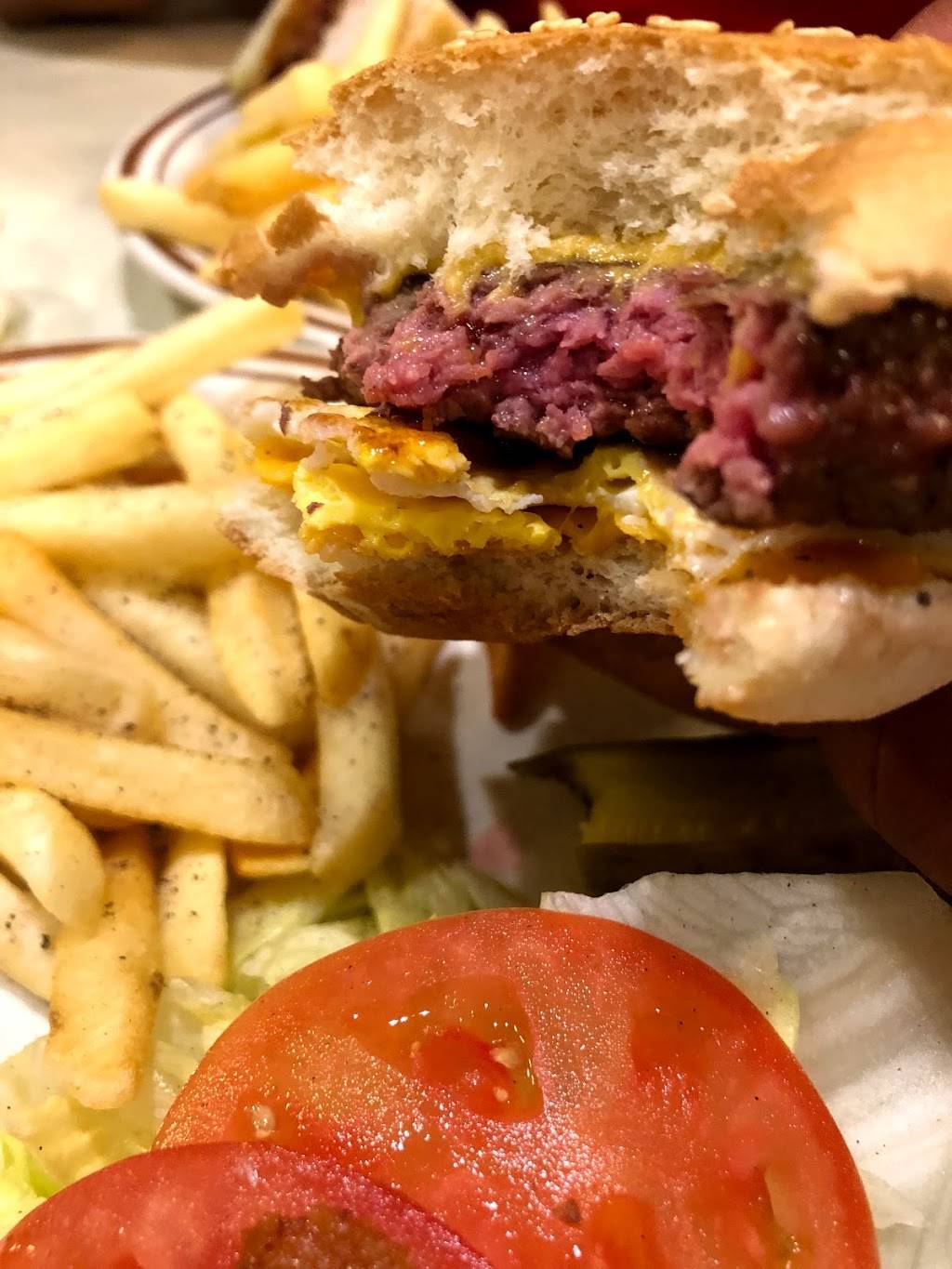 Tremont Diner | restaurant | 3007 E Tremont Ave, Bronx, NY 10461, USA | 7188243250 OR +1 718-824-3250