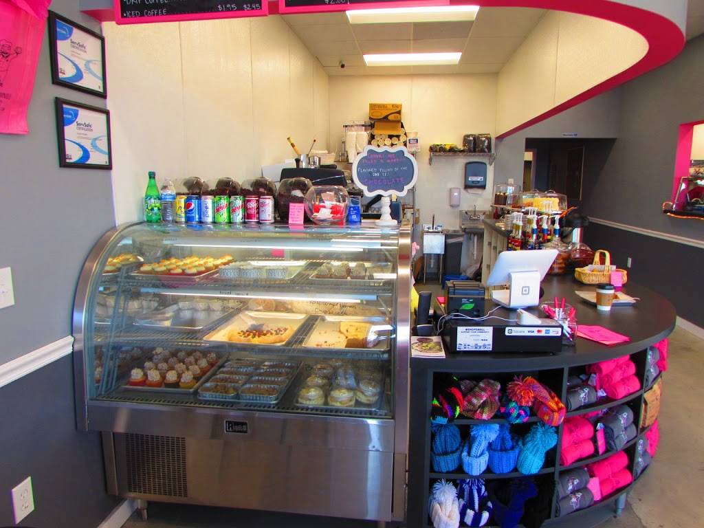 The Cozy Cannoli | bakery | 2107 Kirkwood St Suite 101, High Point, NC 27262, USA | 3368612099 OR +1 336-861-2099
