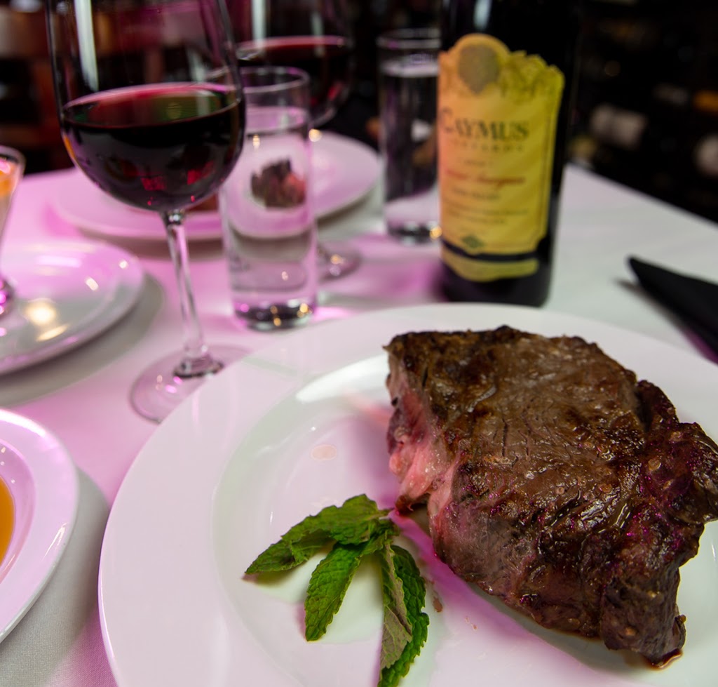 Oliveiras Restaurant | restaurant | 135 Washington St, Peabody, MA 01960, USA | 9782488808 OR +1 978-248-8808