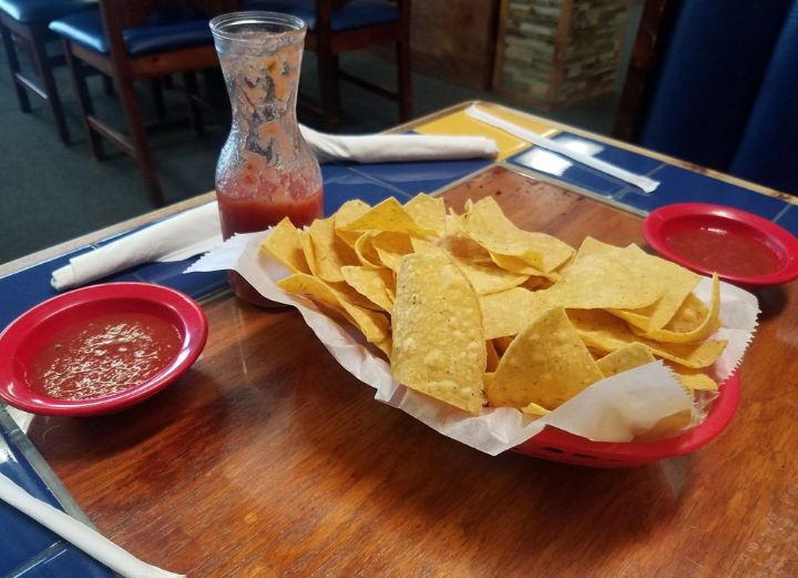 Los Compas Mexican Restaurant | restaurant | 9055 E State Rte 350, Raytown, MO 64133, USA | 8163534277 OR +1 816-353-4277