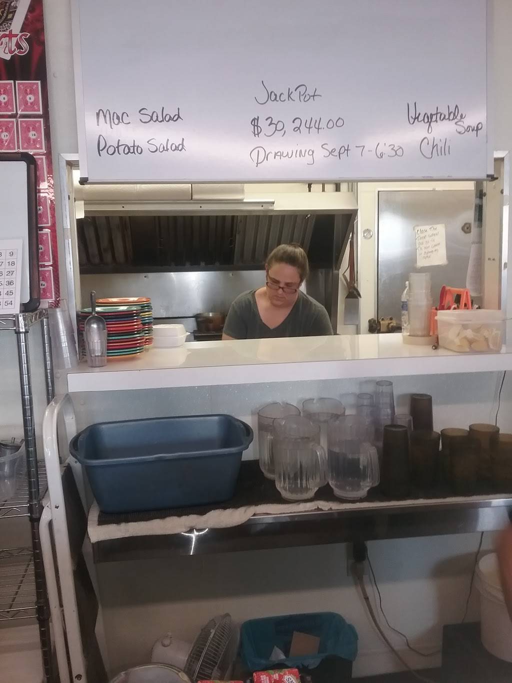 Adeles Restaurant | restaurant | 509 Snyder Rd, Salem, OH 44460, USA | 3303376464 OR +1 330-337-6464