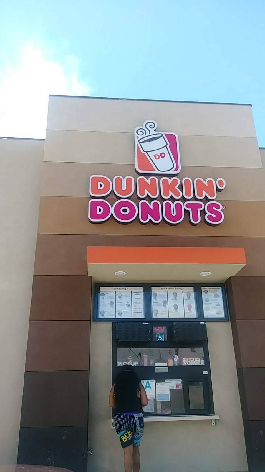 Dunkin | cafe | 1326 W Anaheim St, Wilmington, CA 90744, USA | 4242872119 OR +1 424-287-2119