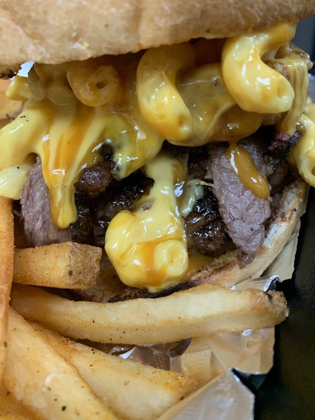 BADGUY BBQ & Wings | restaurant | 10786 SW 24th St, Miami, FL 33165, USA | 7867406482 OR +1 786-740-6482