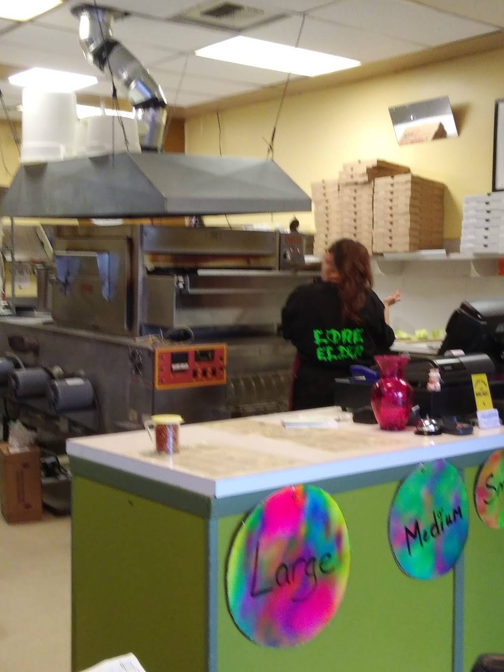 Lone Elder Pizza | restaurant | 207 SW 1st Ave, Canby, OR 97013, USA | 5032661888 OR +1 503-266-1888
