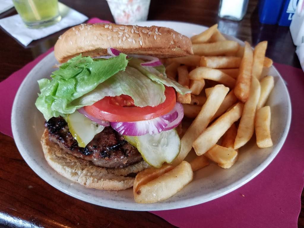 Engine House | restaurant | 309 Cass Ave, Mt Clemens, MI 48043, USA | 5864682442 OR +1 586-468-2442