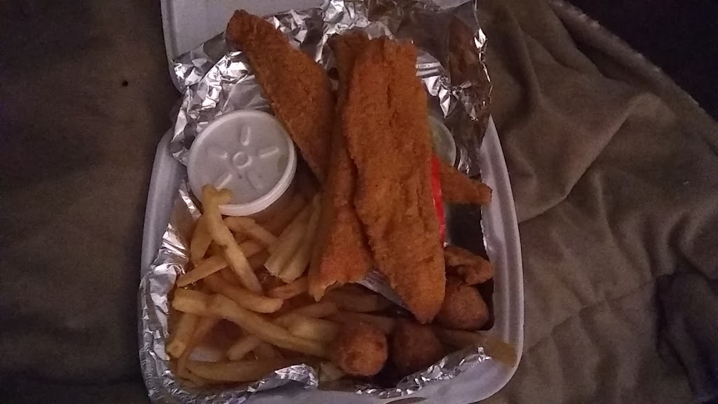 Dairy Lou Drive Inn | restaurant | 831 W Main St, Ada, OK 74820, USA | 5803326276 OR +1 580-332-6276