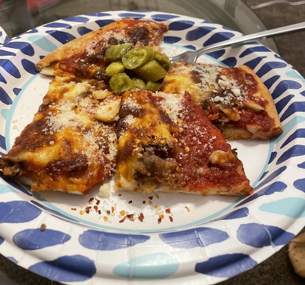 Beggars Pizza - Crestwood | restaurant | 12701 Central Ave, Crestwood, IL 60445, USA | 7083884050 OR +1 708-388-4050