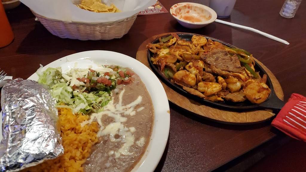Bohemio Mexican Restaurant | restaurant | 542 Southwest Blvd, Kansas City, KS 66103, USA | 9134323996 OR +1 913-432-3996