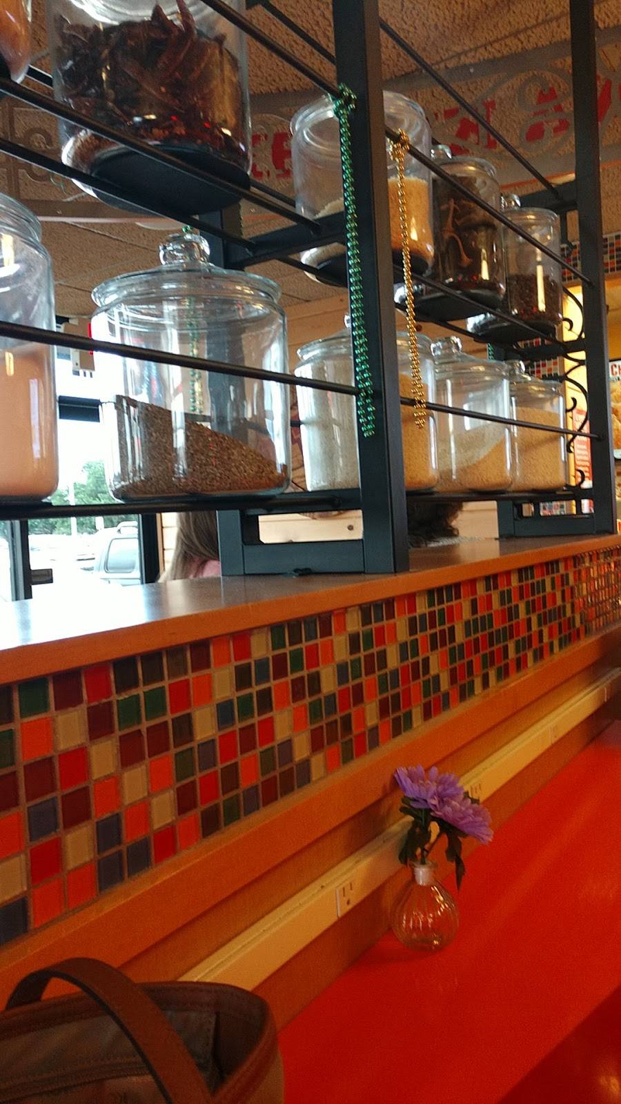 Popeyes Louisiana Kitchen | restaurant | 112 Highway 332 W, Lake Jackson, TX 77566, USA | 9792974773 OR +1 979-297-4773