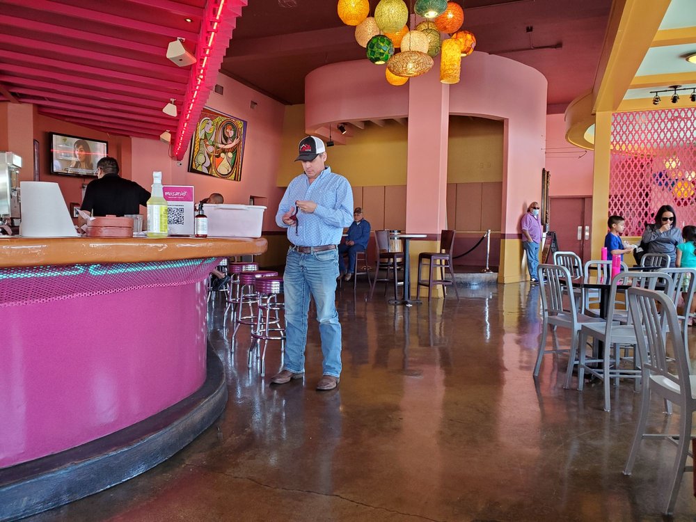 Rosarios Mexican Cafe Y Cantina (Southtown) | restaurant | 910 S Alamo St, San Antonio, TX 78205, USA | 2102231806 OR +1 210-223-1806