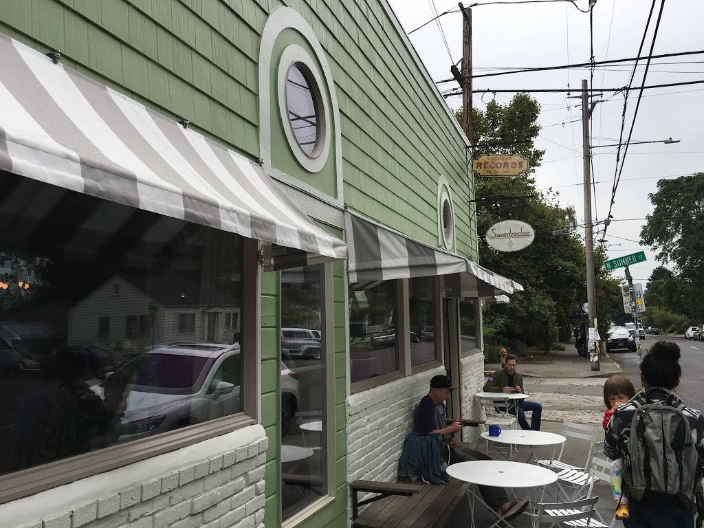 Sweedeedee | cafe | 5202 N Albina Ave, Portland, OR 97217, USA | 5039468087 OR +1 503-946-8087