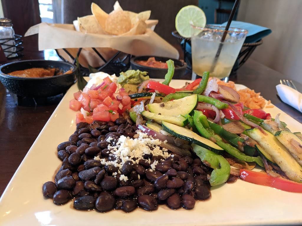 Ernestos | Mexican Food | restaurant | 1901 16th St, Sacramento, CA 95811, USA | 9164415850 OR +1 916-441-5850