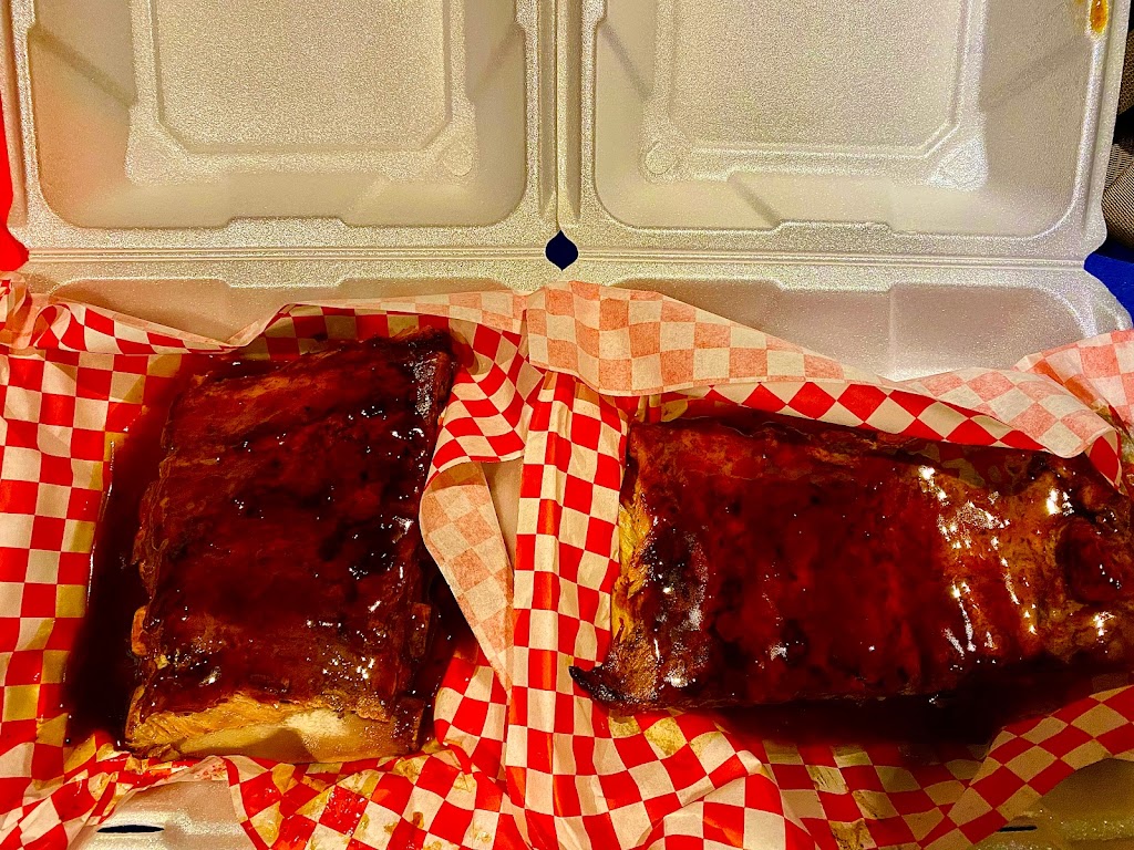 Marlins Restaurant | restaurant | 605 US-281, Aberdeen, SD 57401, USA | 6052255915 OR +1 605-225-5915