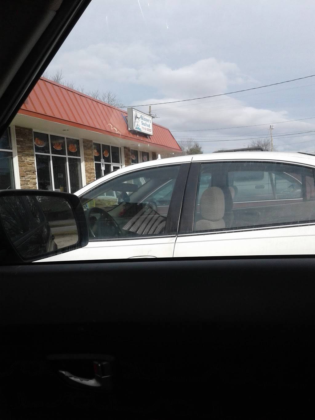 Skinners Seafood To Go | restaurant | 1022 Shelton Ave # E, Statesville, NC 28677, USA | 7048710009 OR +1 704-871-0009