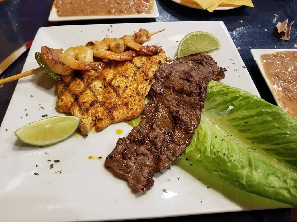 Puerto Vallarta Mexican Bar & Grill | restaurant | 86701 Overseas Hwy, Islamorada, FL 33036, USA | 3054514083 OR +1 305-451-4083