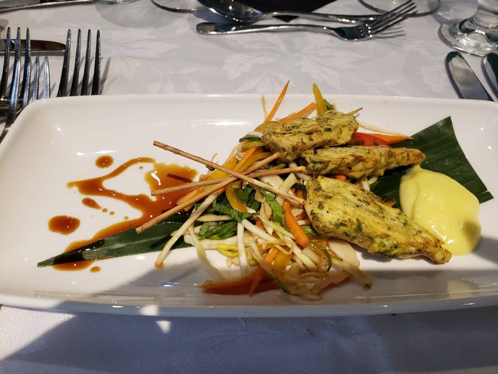 Restaurant International | restaurant | 1385 Woodroffe Ave, Nepean, ON K2G 3G7, Canada | 6137277691 OR +1 613-727-7691