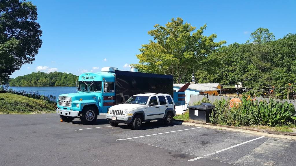 The Landings Big Woodie Food Truck | restaurant | 4491 Slanting Bridge Rd, Sherrills Ford, NC 28673, USA | 8284782817 OR +1 828-478-2817
