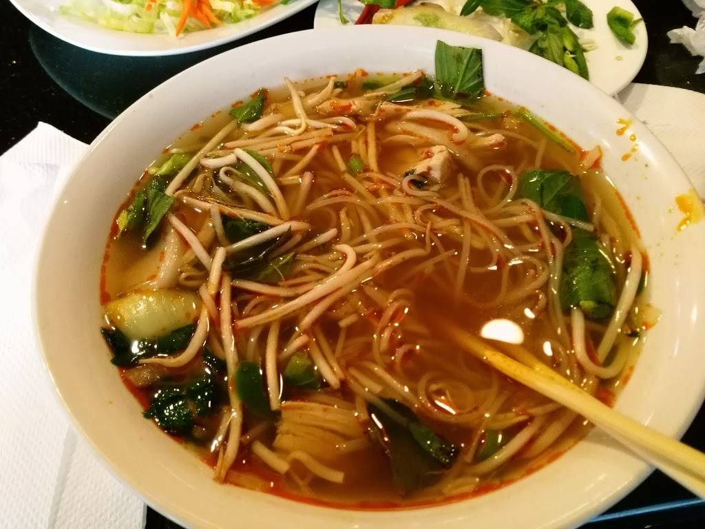 Fresh And Yummy | restaurant | 3112 W Florida Ave, Hemet, CA 92545, USA | 9519256981 OR +1 951-925-6981