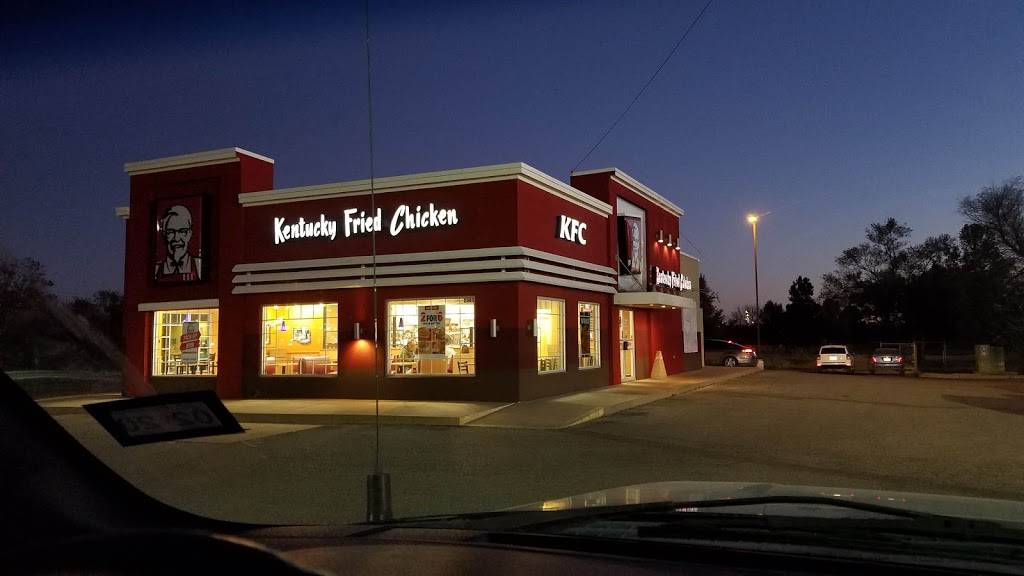 KFC | restaurant | 2003 W Central Ave, El Dorado, KS 67042, USA | 3163216770 OR +1 316-321-6770