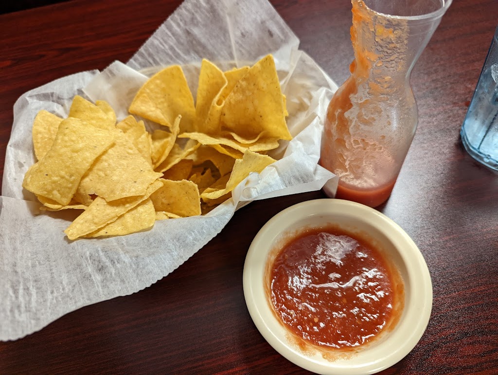 El Rancho Viejo Mexican Restaurant | restaurant | 209 W Main St, Council Grove, KS 66846, USA | 6207676405 OR +1 620-767-6405