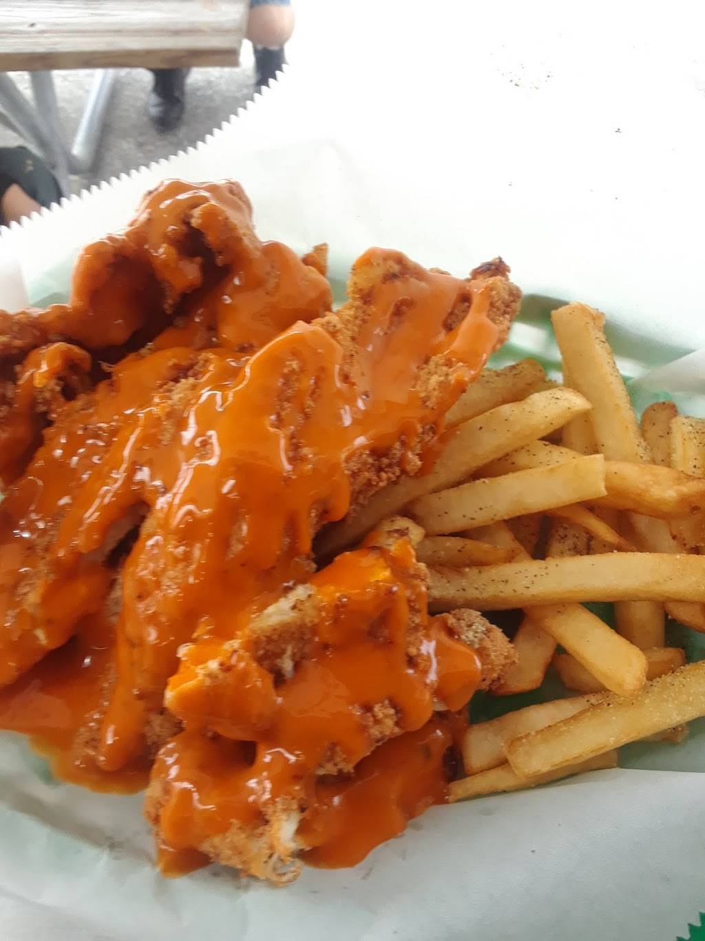 Lox Box Ricos Tacos Latin Food | restaurant | 6900 Barbour Rd, Riviera Beach, FL 33407, USA | 5616673448 OR +1 561-667-3448