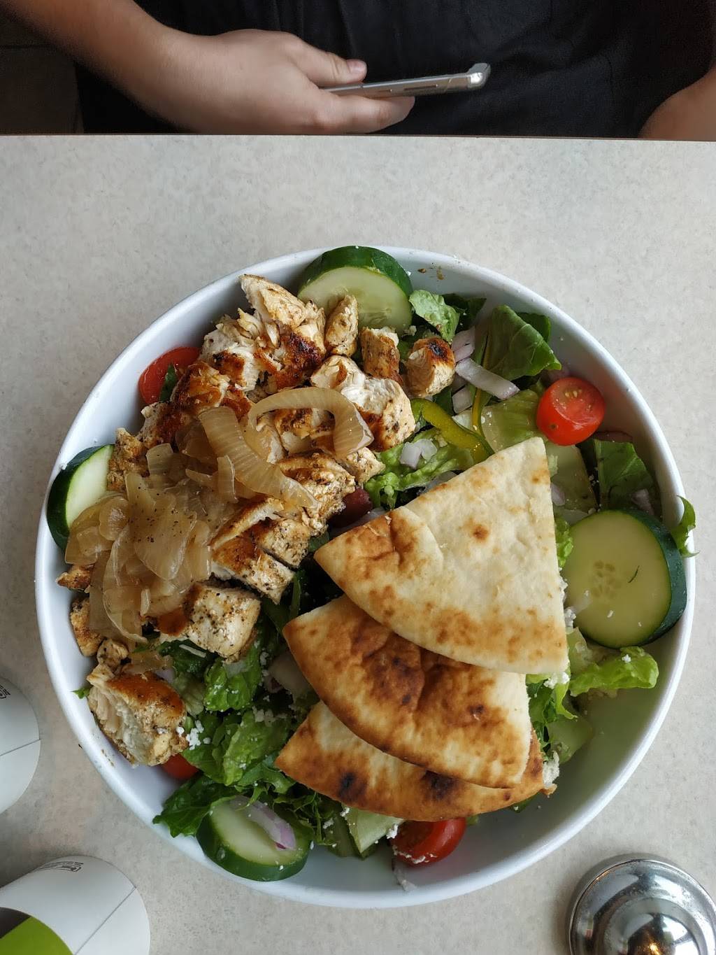 Zoës Kitchen | restaurant | 1250B Fording Island Rd, Bluffton, SC 29910, USA | 8438064352 OR +1 843-806-4352