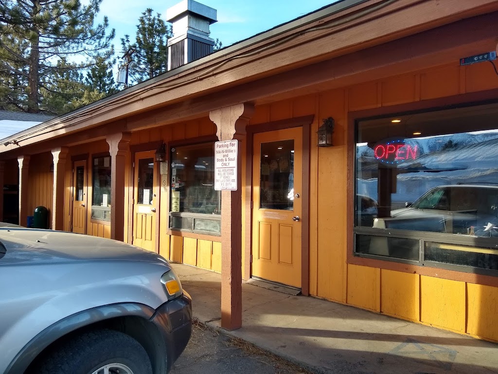 Nik-N-Willies Pizza-n-Subs | restaurant | 100 Old Mammoth Rd, Mammoth Lakes, CA 93546, USA | 7609342012 OR +1 760-934-2012