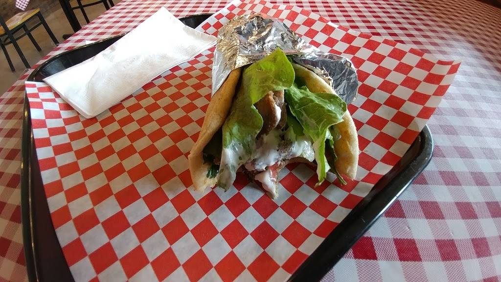 Sealy Farm Restaurant & Gift shop | restaurant | 130 Machala Rd, Sealy, TX 77474, USA | 9796277132 OR +1 979-627-7132