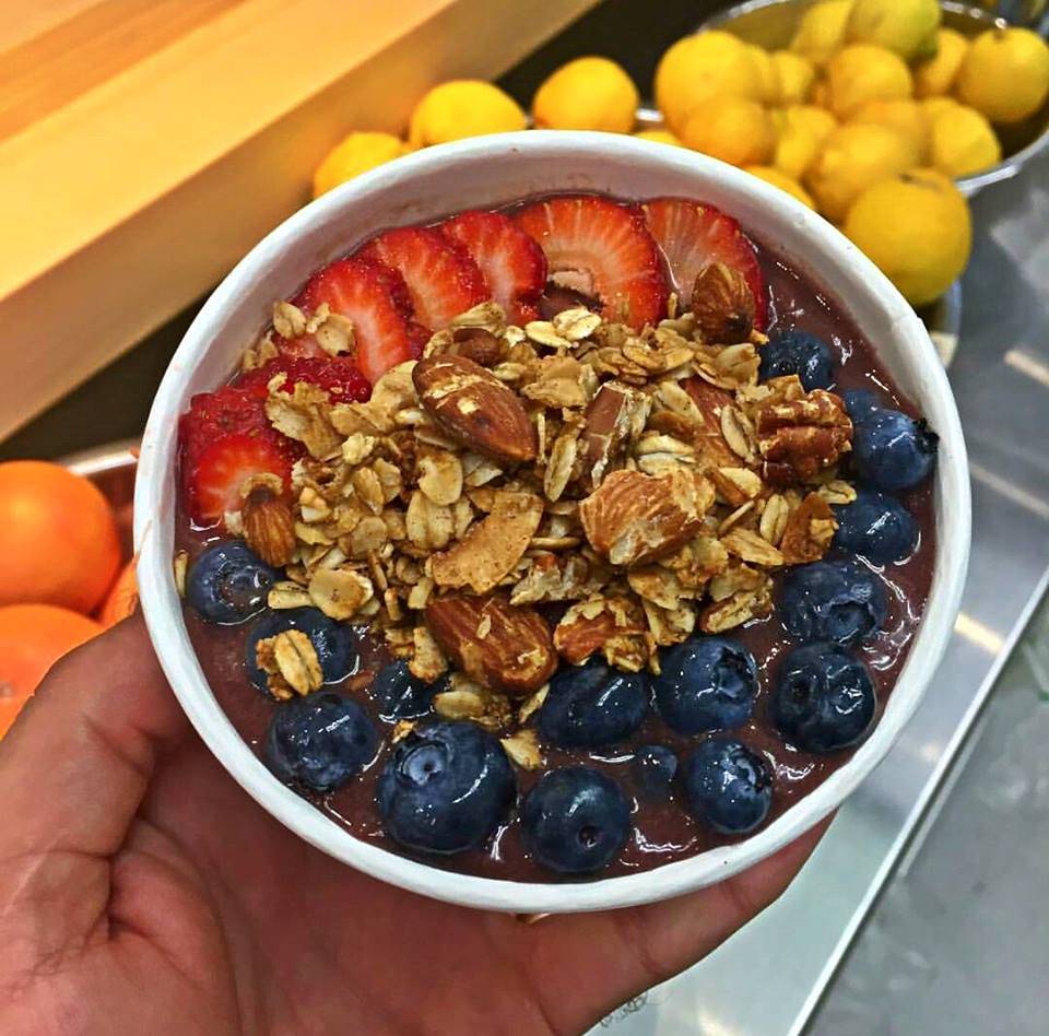 Raw Organic Juice Bar | restaurant | 43300 W 11 Mile Rd, Novi, MI 48375, USA | 2485960000 OR +1 248-596-0000