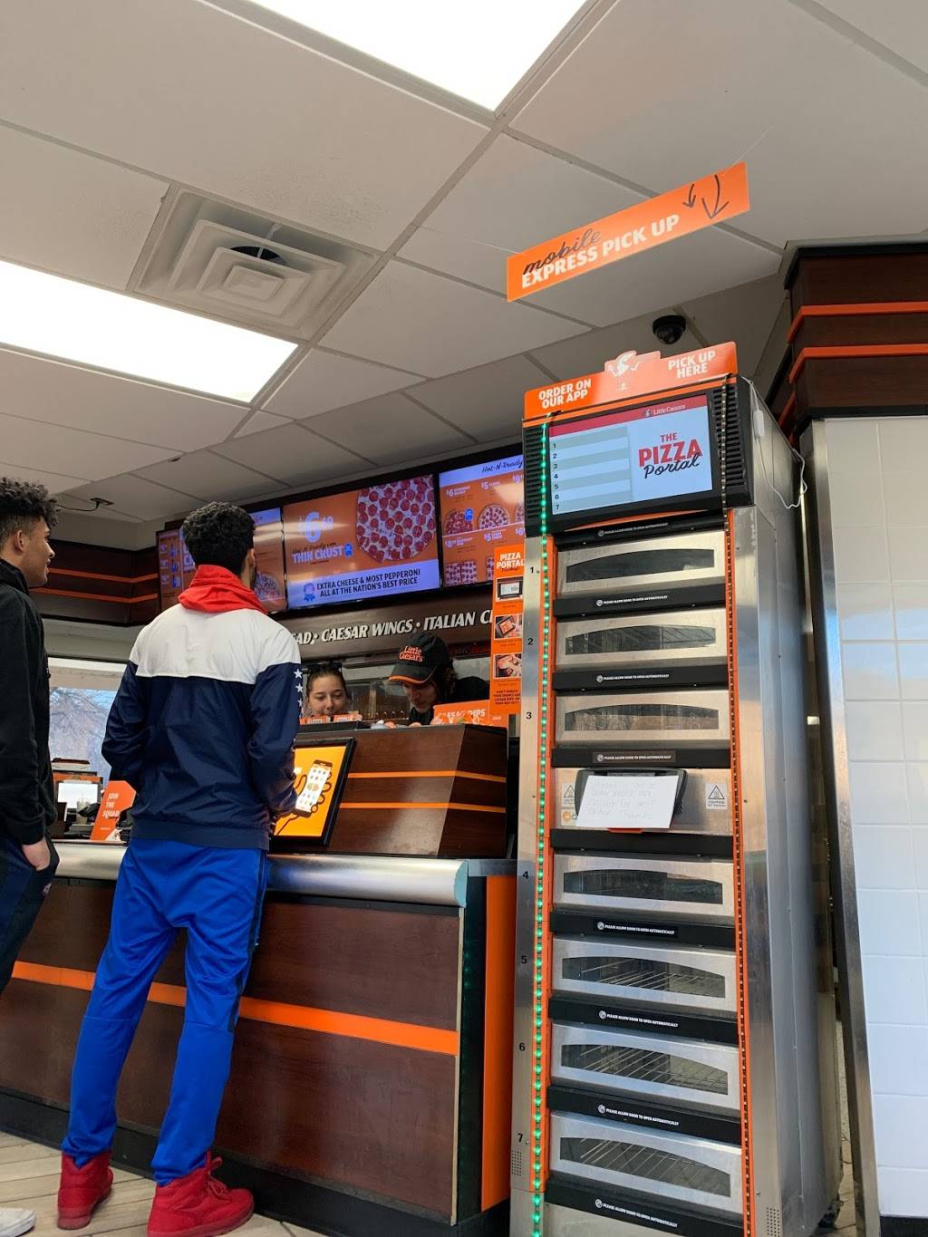 Little Caesars Pizza | meal delivery | 184 W Parrish Ln, Centerville, UT 84014, USA | 8013350504 OR +1 801-335-0504