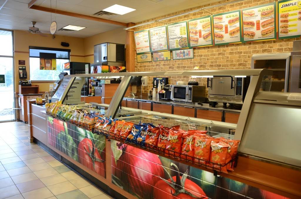 Subway | restaurant | 101 Windflower Ln, Solon, IA 52333, USA | 3196242324 OR +1 319-624-2324