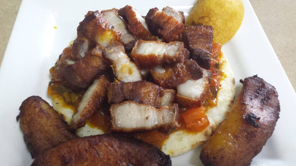 Mi Tierra Restaurant | bakery | 5818, 816 E Arrowood Rd, Charlotte, NC 28217, USA | 7045563044 OR +1 704-556-3044