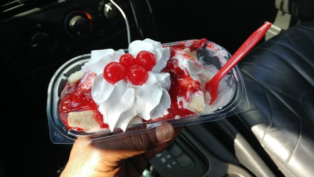 Dairy Queen | restaurant | 1958 E Wabash St, Frankfort, IN 46041, USA | 7656548221 OR +1 765-654-8221