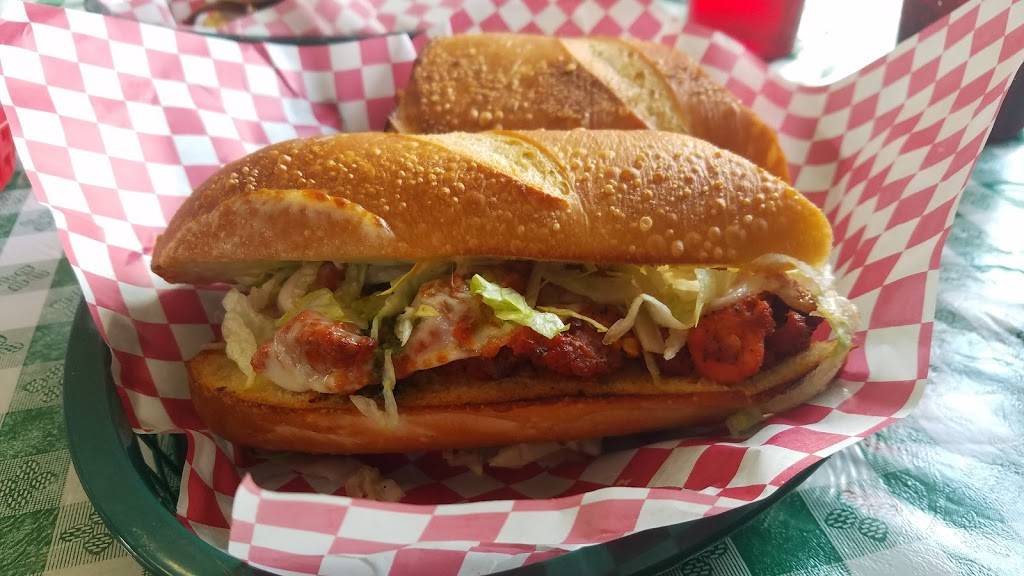 Sams Deli | restaurant | 643 S Highland St, Memphis, TN 38111, USA | 9014545582 OR +1 901-454-5582