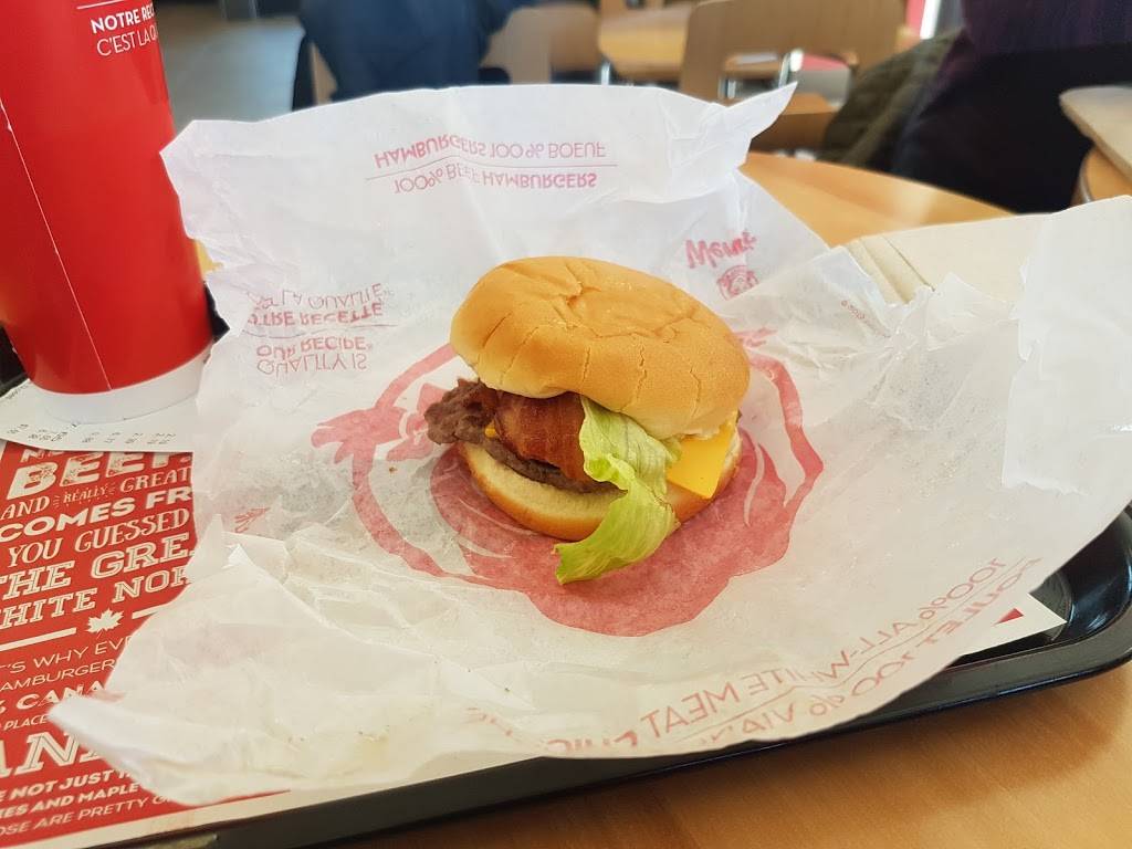 Wendys | restaurant | 533 First St, Collingwood, ON L9Y 4M3, Canada | 7054459745 OR +1 705-445-9745