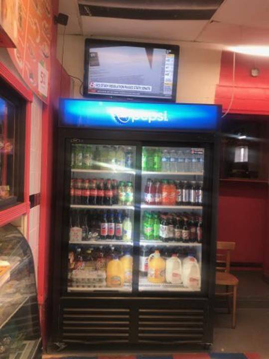 JJ Fish Chicken & Gyros | restaurant | 203 E 30th St, Indianapolis, IN 46205, USA | 3174263695 OR +1 317-426-3695