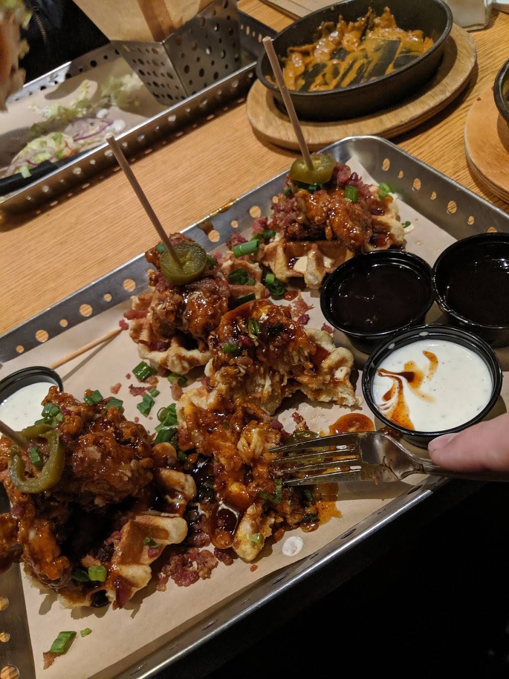 Chilis Grill & Bar | restaurant | 3766 13400 S, Riverton, UT 84065, USA | 8012549800 OR +1 801-254-9800