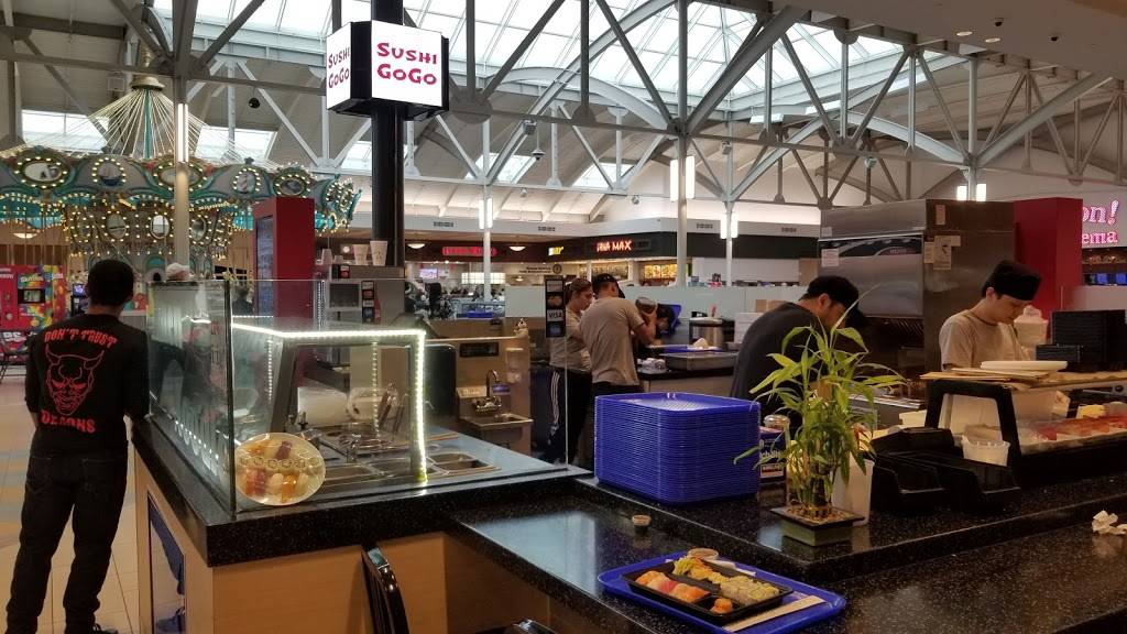 Sushi GoGo | restaurant | 3728 Rivertown Pkwy, Grandville, MI 49418, USA | 6163370403 OR +1 616-337-0403