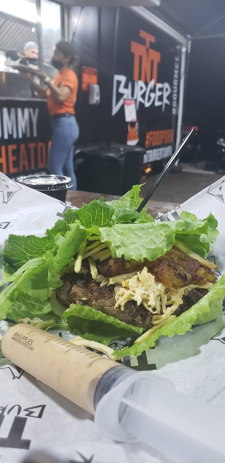 TNT BURGER | restaurant | 5226 Gunn Hwy, Tampa, FL 33624, USA | 8138122869 OR +1 813-812-2869