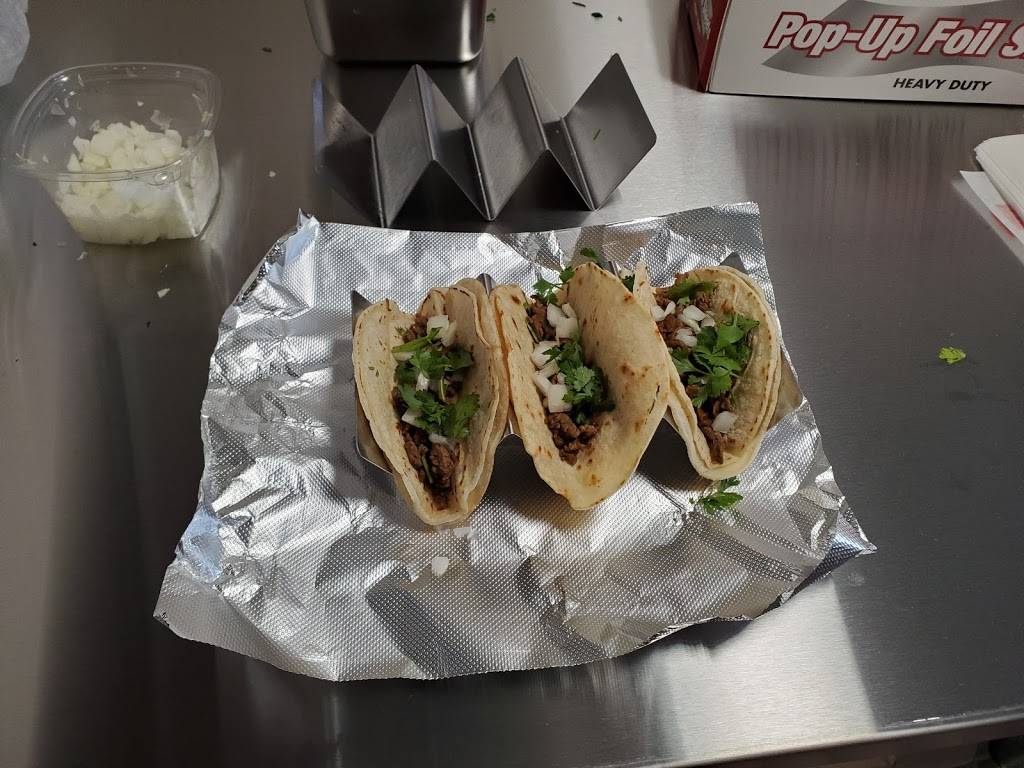 Tacos No Mas | restaurant | 138 W Main St, Gas City, IN 46933, USA | 7655734798 OR +1 765-573-4798