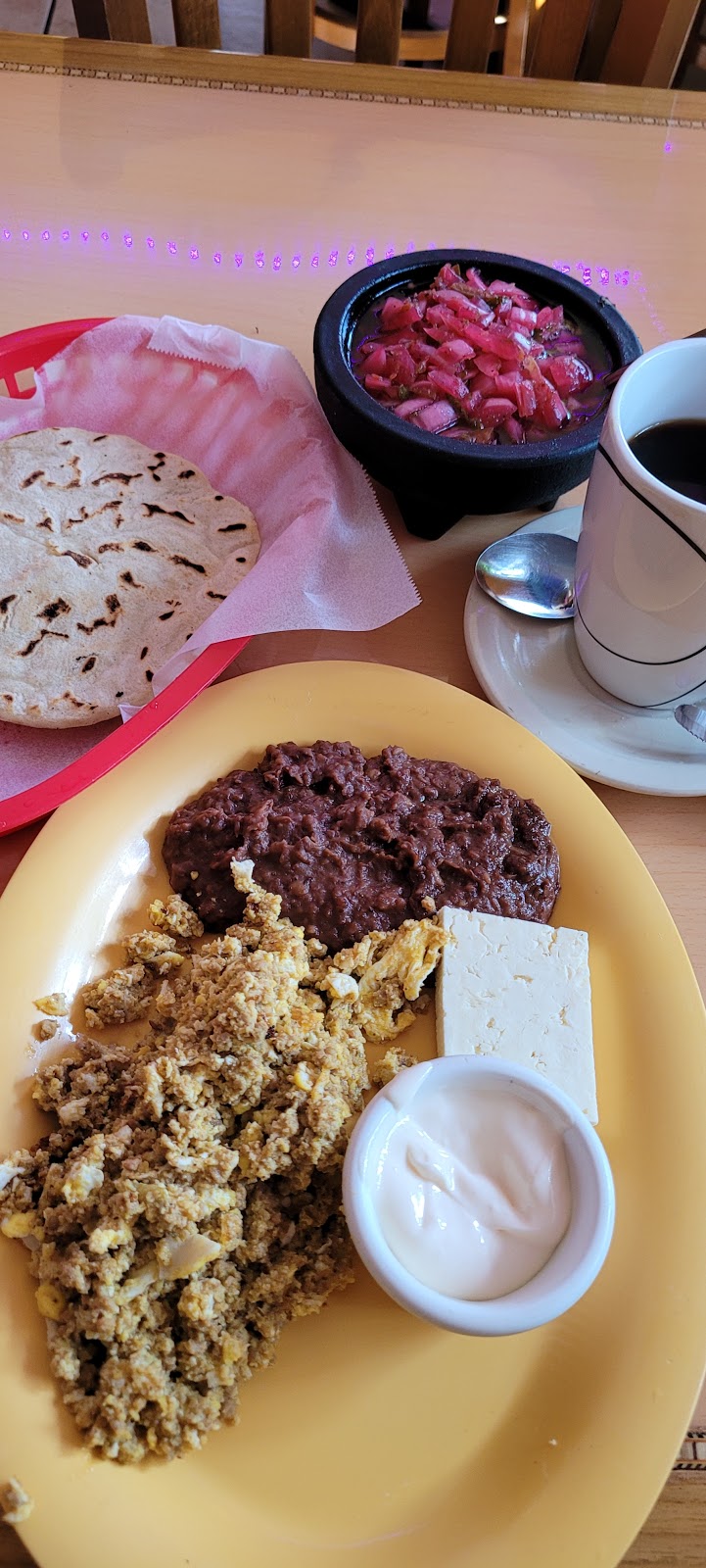 Adelitas Cafe | restaurant | 6820 NE 2nd Ave, Miami, FL 33138, USA | 7862387882 OR +1 786-238-7882