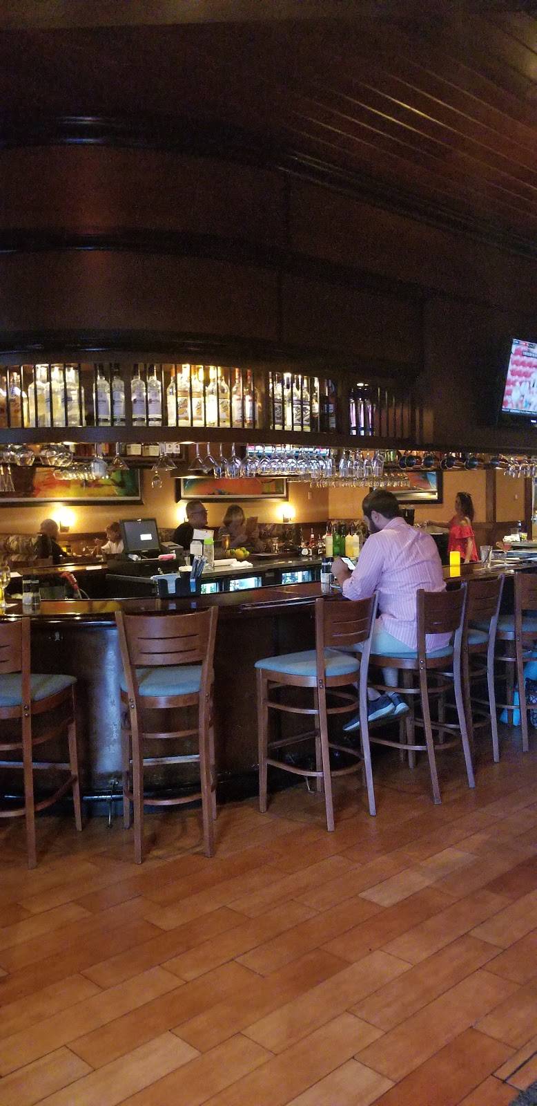 Stonewood Grill & Tavern | restaurant | 1210 International Pkwy, Heathrow, FL 32746, USA | 4072787468 OR +1 407-278-7468