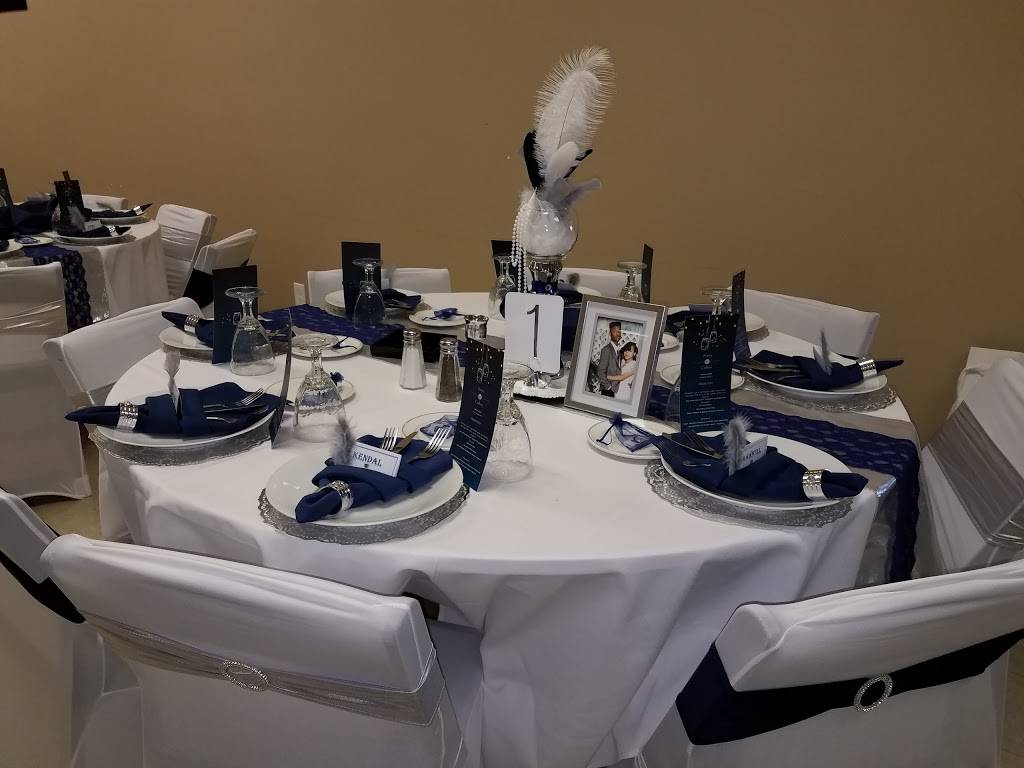 Fredericks Wine and Dine | restaurant | 22005 Emery Rd, Warrensville Heights, OH 44128, USA | 2165815299 OR +1 216-581-5299