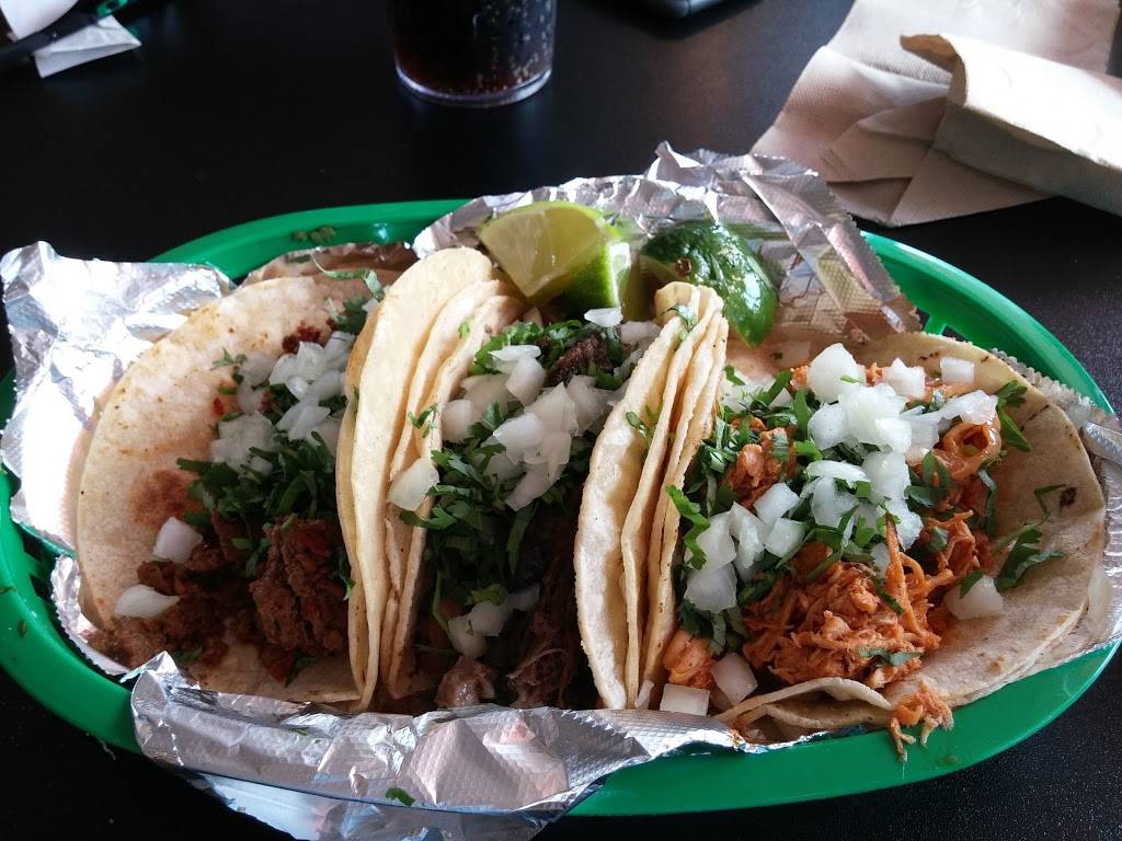 Tavial Grill | restaurant | 1199 7th St W, St Paul, MN 55102, USA | 6512981000 OR +1 651-298-1000