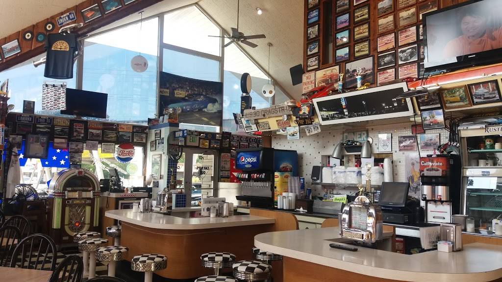 Johnsens Blue Top Drive In | restaurant | 8801 Indianapolis Blvd, Highland, IN 46322, USA | 2198381233 OR +1 219-838-1233